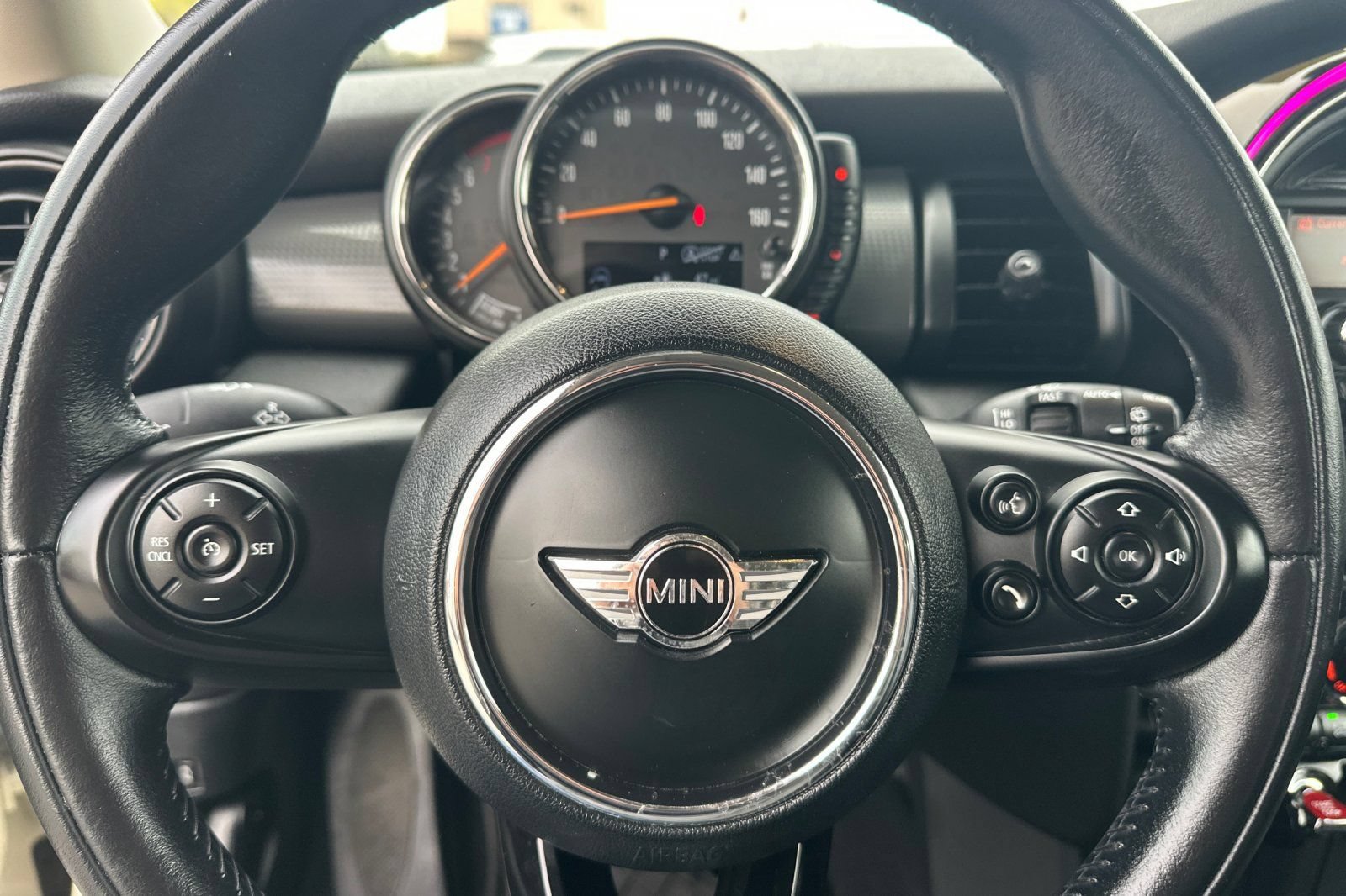 Used 2016 MINI Cooper 2-Door Hardtop FWD image 24