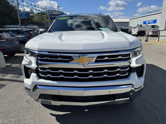 Used 2024 Chevrolet Silverado 1500 LTZ image 3
