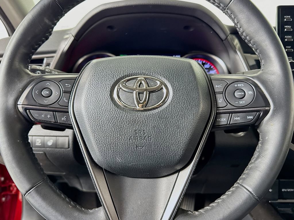 Used 2022 Toyota Camry XSE AWD/4WD image 38