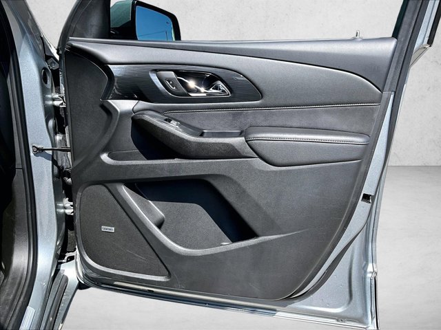 Certified 2023 Chevrolet Traverse High Country image 19