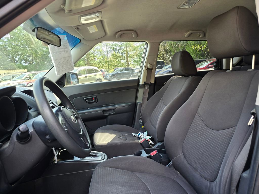 Used 2013 Kia Soul image 2