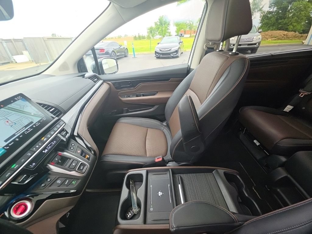 Certified 2025 Honda Odyssey Elite image 25