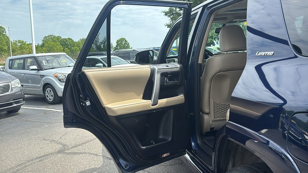 Used 2014 Toyota 4Runner Limited AWD/4WD image 27
