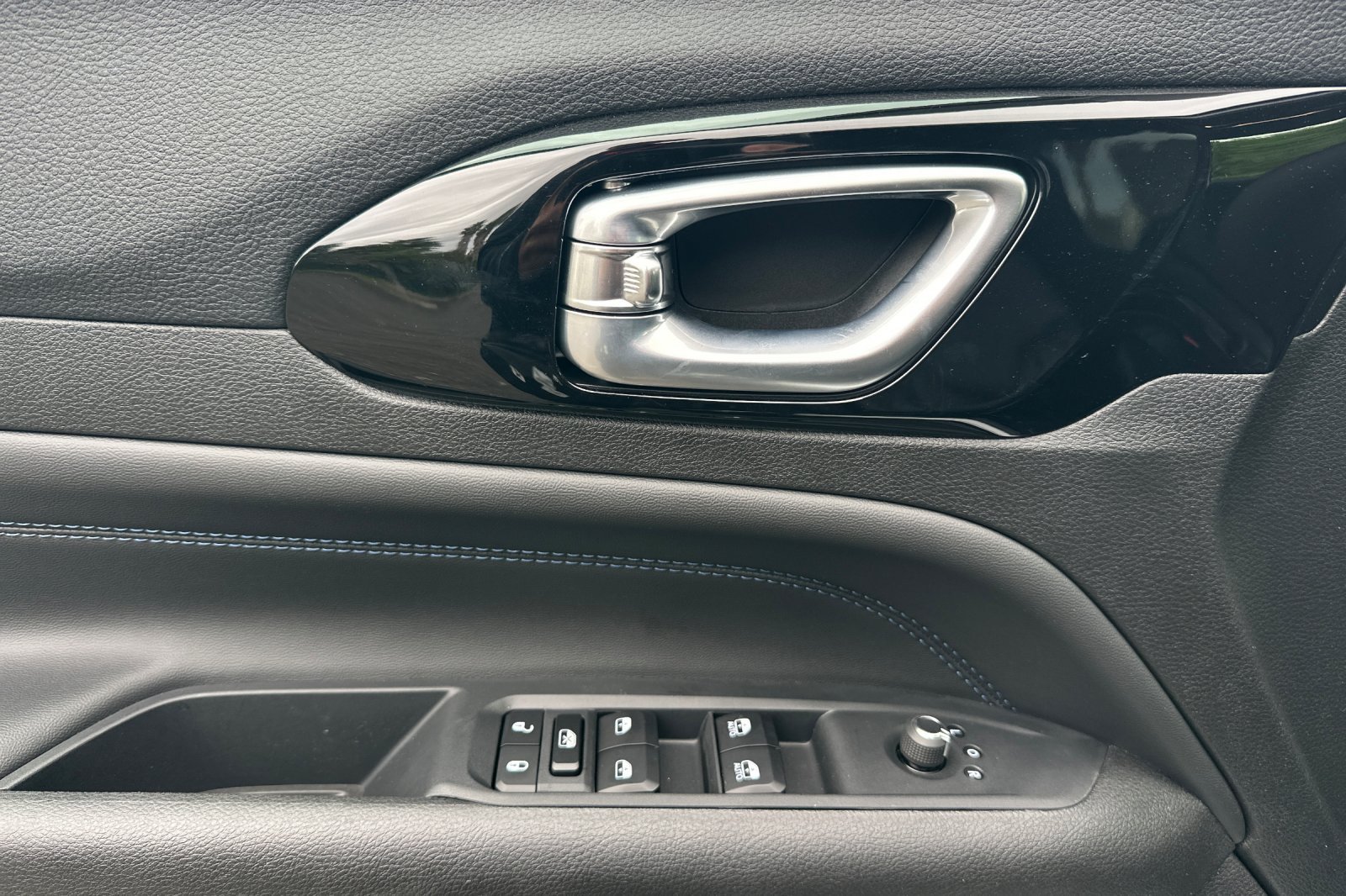New 2026 Jeep Compass Limited AWD/4WD image 10