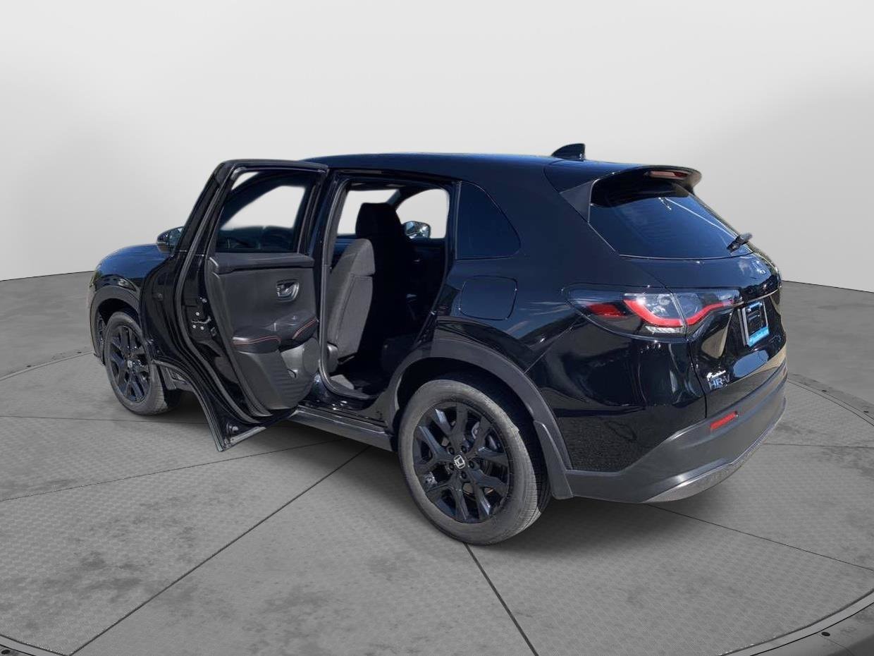 Certified 2025 Honda HR-V Sport image 32