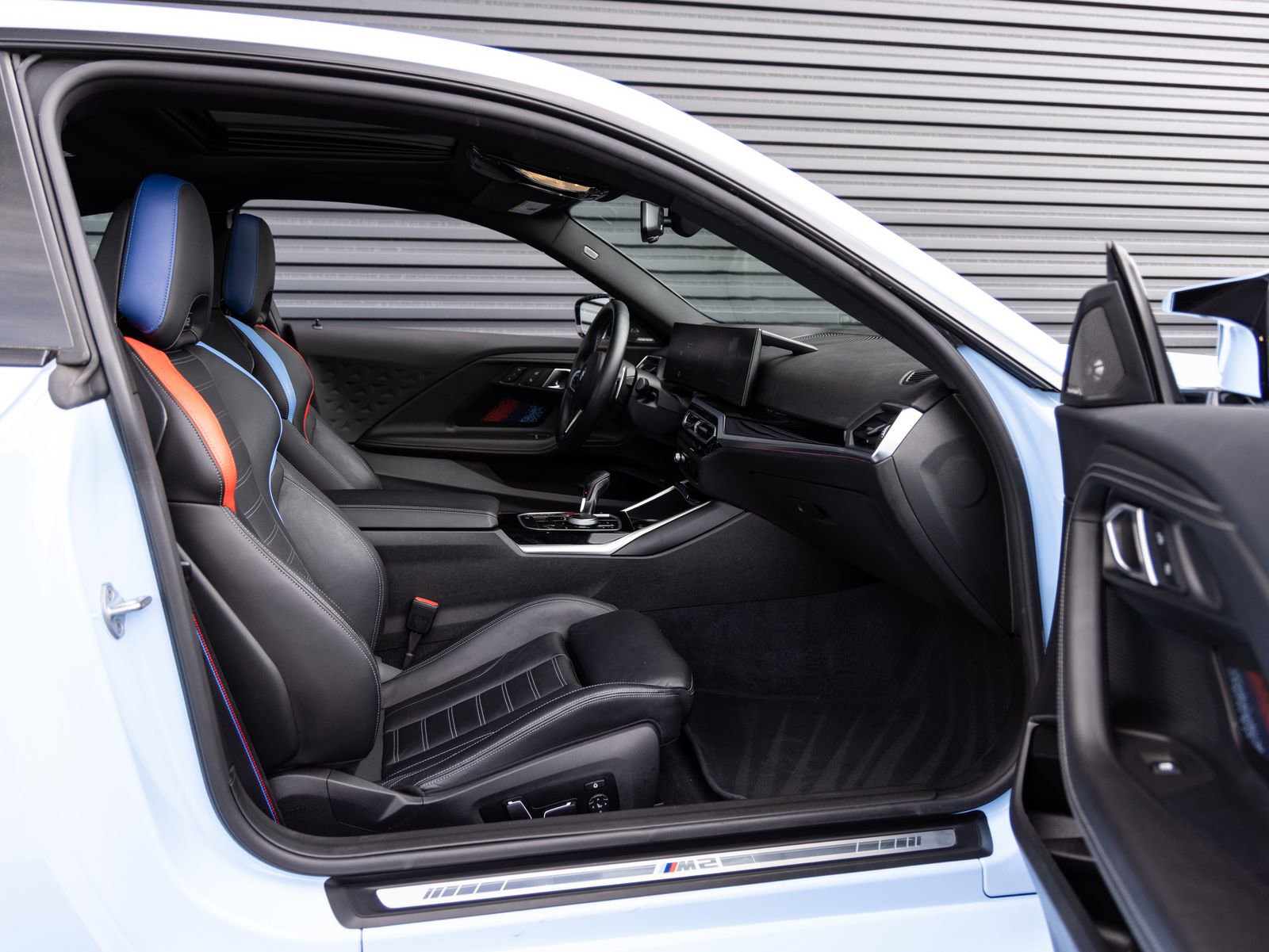 Used 2024 BMW M2 w/ Lighting Package image 25