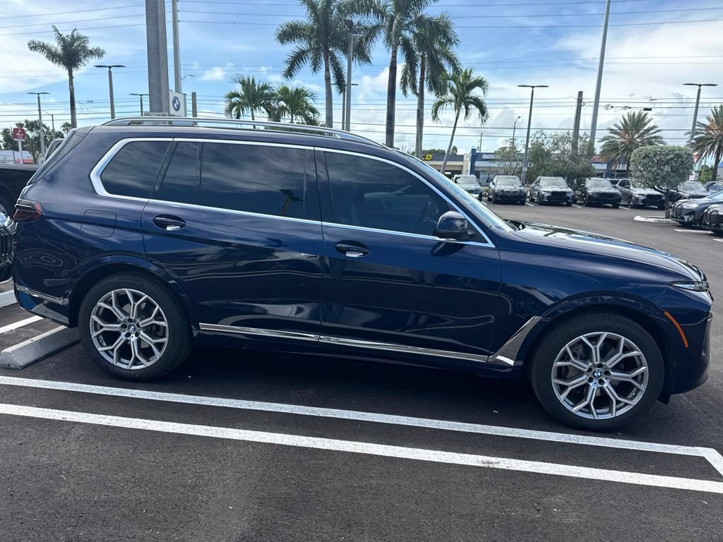 Used 2025 BMW X7 xDrive40i w/ Executive Package AWD/4WD image 10