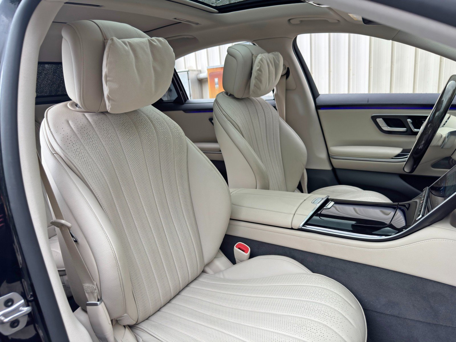 Used 2023 Mercedes-Benz S 500 4MATIC w/ AMG Line image 42