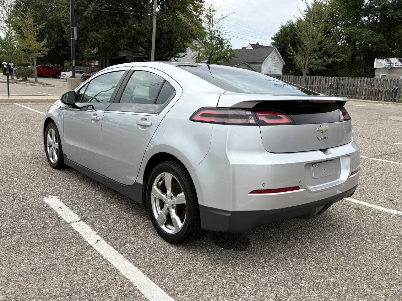 Used 2014 Chevrolet Volt Premium w/ Premium Trim Package FWD image 39