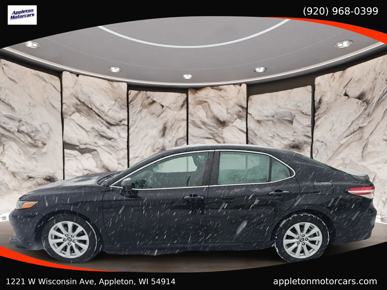 Used 2018 Toyota Camry LE image 9