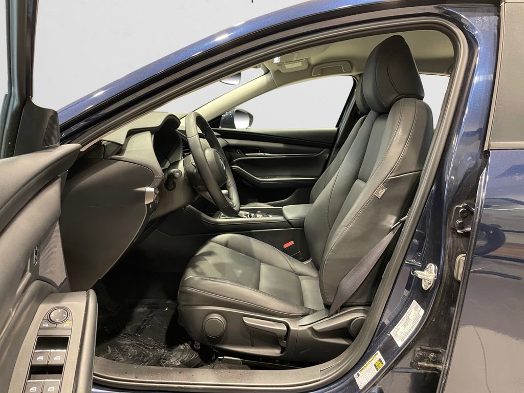 Used 2023 MAZDA MAZDA3 s image 9