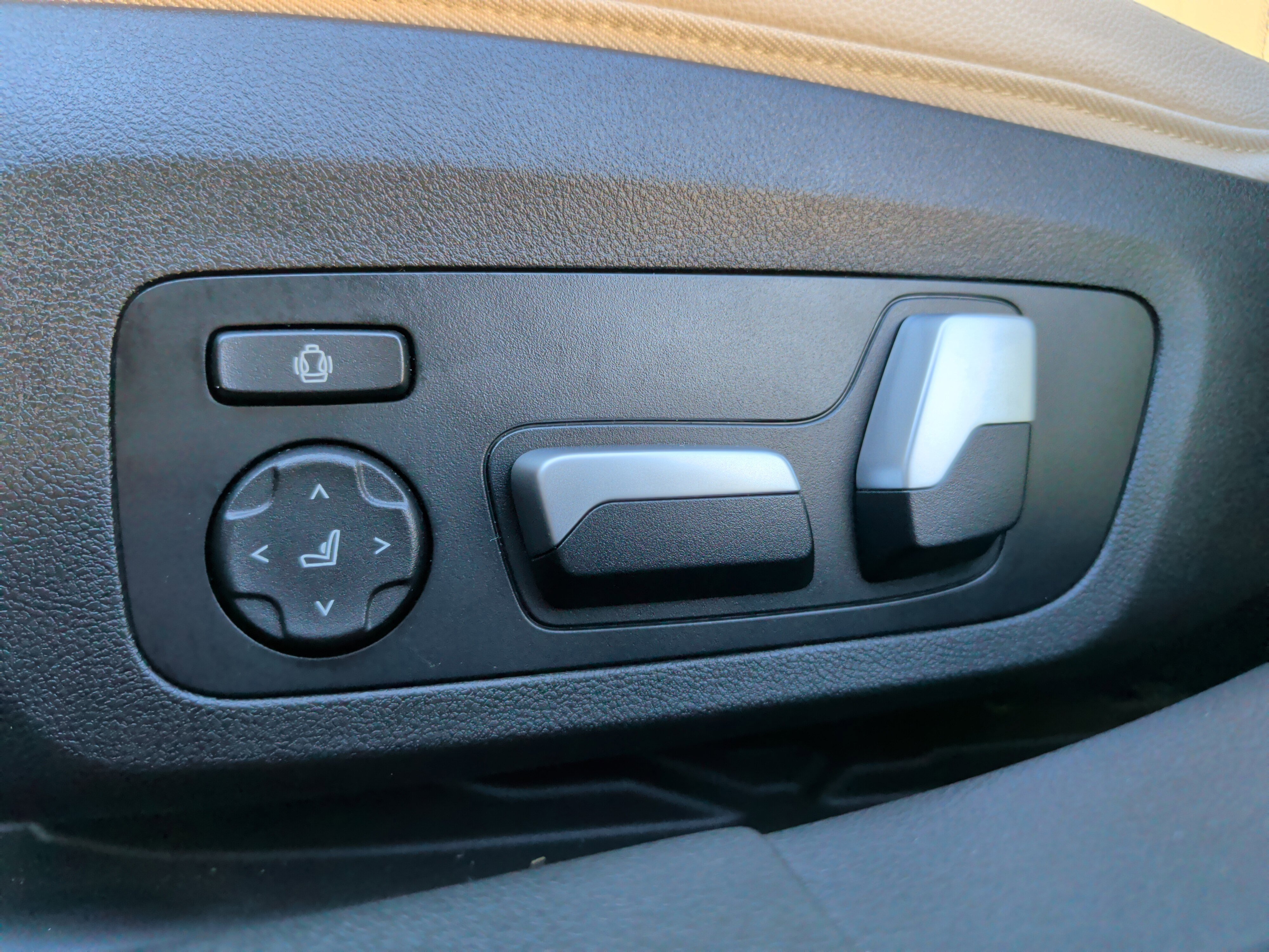 Used 2021 BMW M340i w/ Executive Package image 28