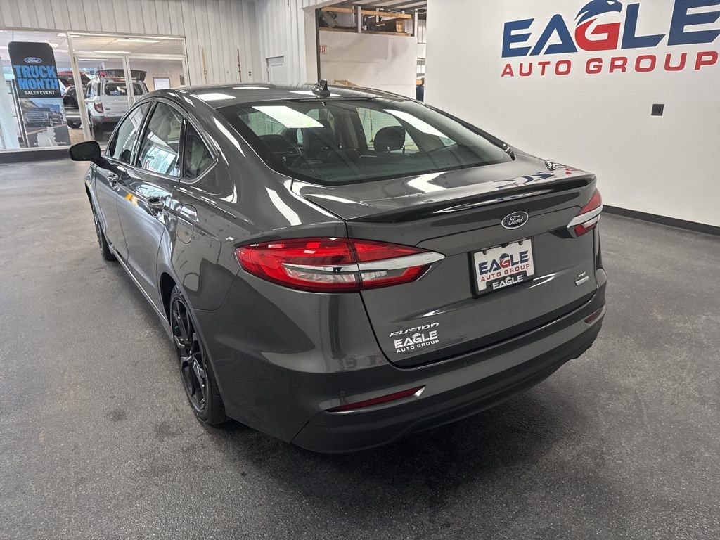 Used 2020 Ford Fusion SE w/ Equipment Group 151A image 8