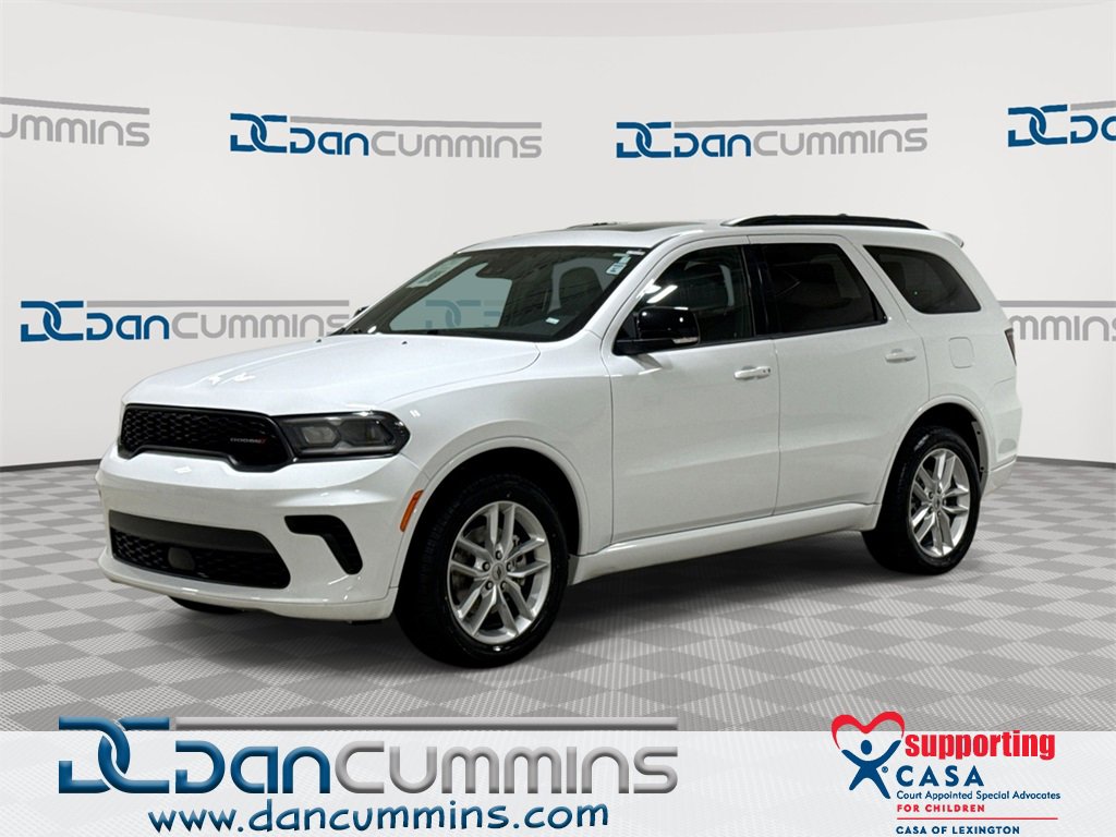 Used 2024 Dodge Durango GT image 1