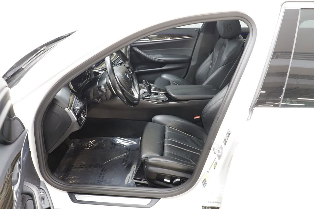 Used 2018 BMW 530e xDrive image 6