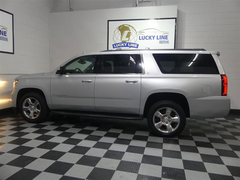 Used 2017 Chevrolet Suburban LT image 7