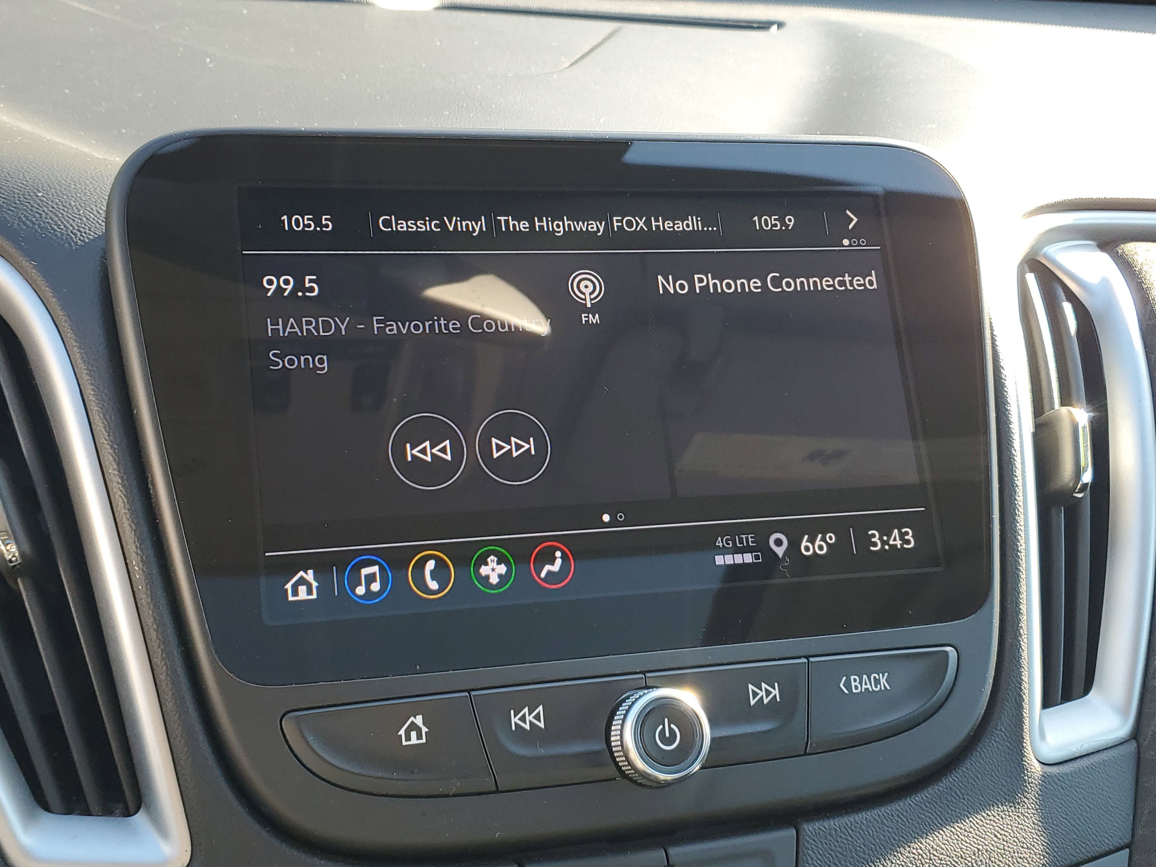 Used 2024 Chevrolet Malibu LT image 13