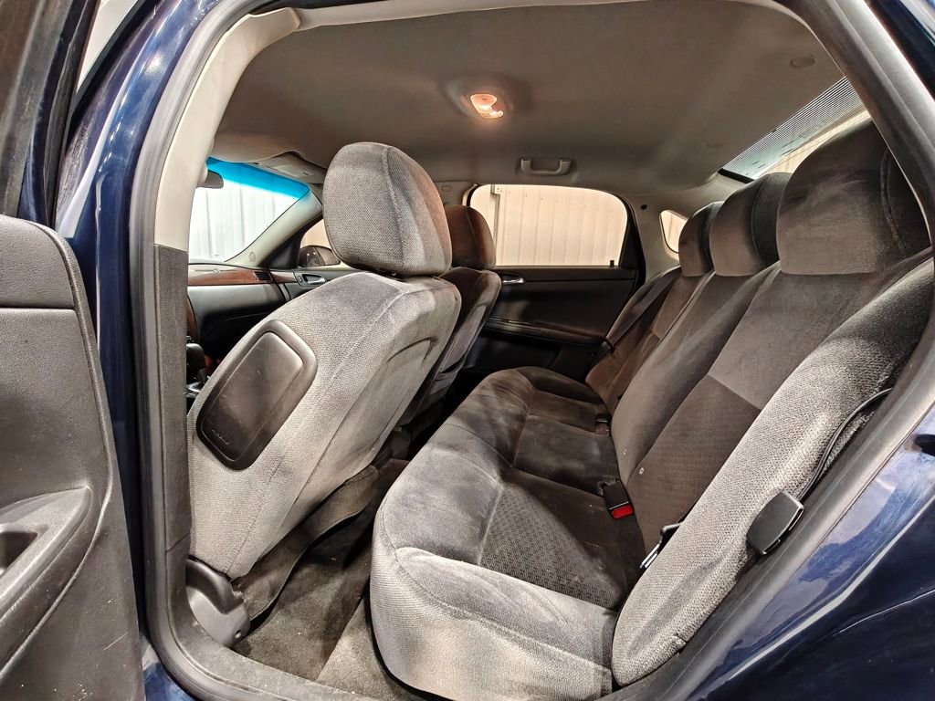 Used 2011 Chevrolet Impala LT image 22