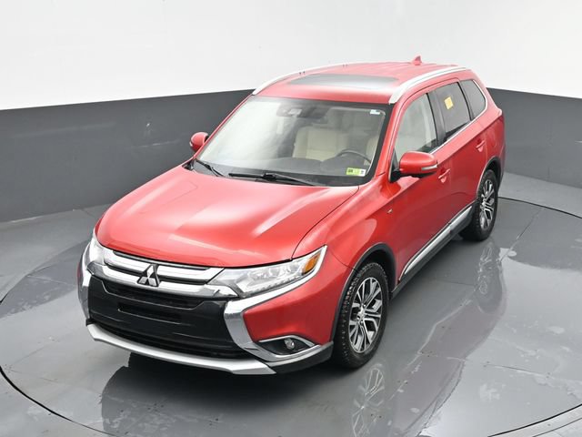 Used 2018 Mitsubishi Outlander GT AWD/4WD image 23