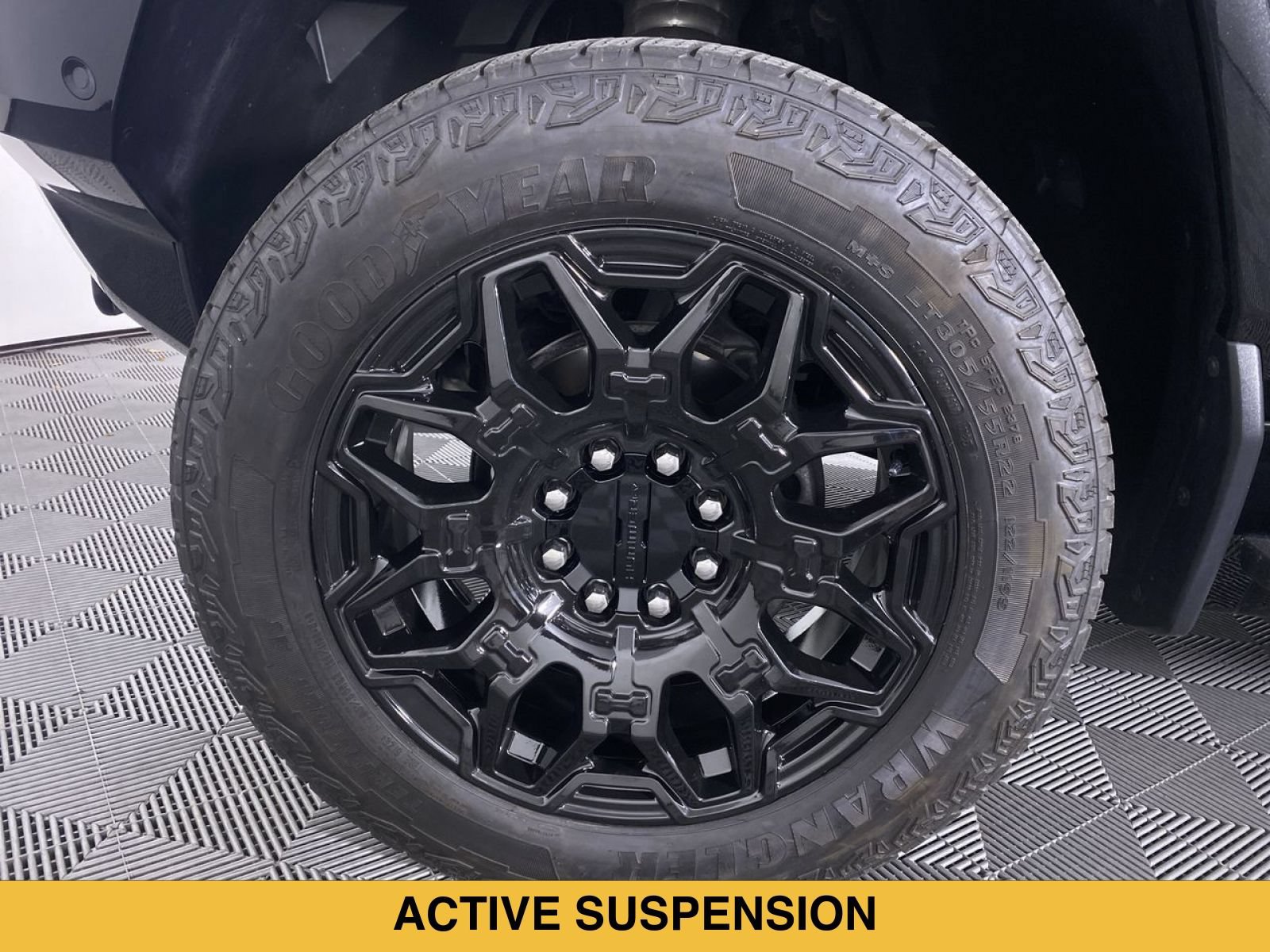 Certified 2025 GMC Hummer EV 3X AWD/4WD image 15