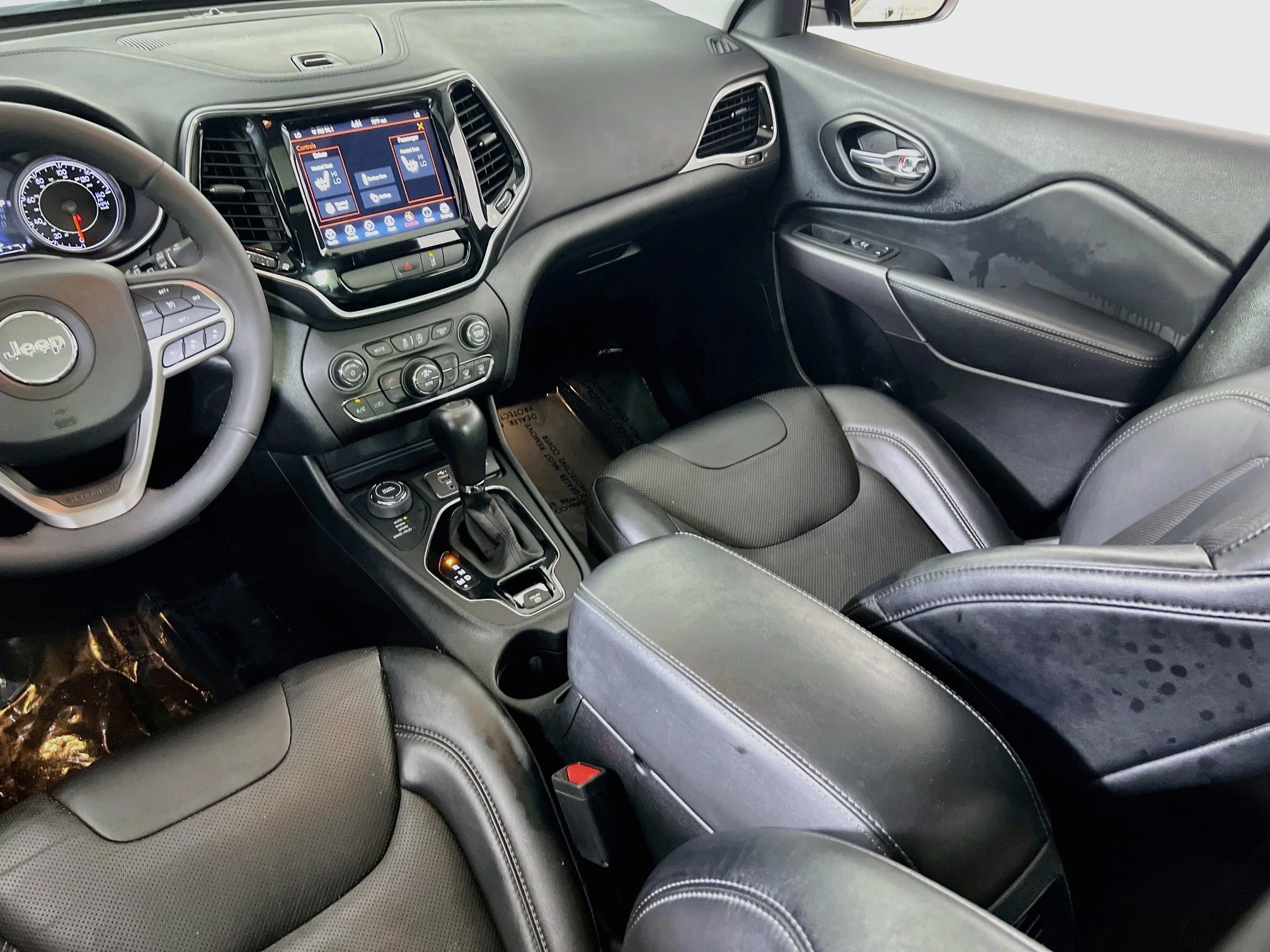 Used 2022 Jeep Cherokee Limited AWD/4WD image 23