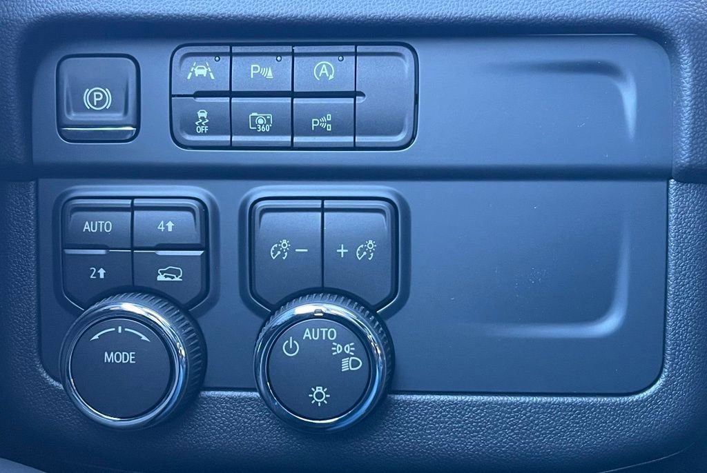 New 2026 Chevrolet Tahoe LS w/ LPO, Dark Essentials Package image 21