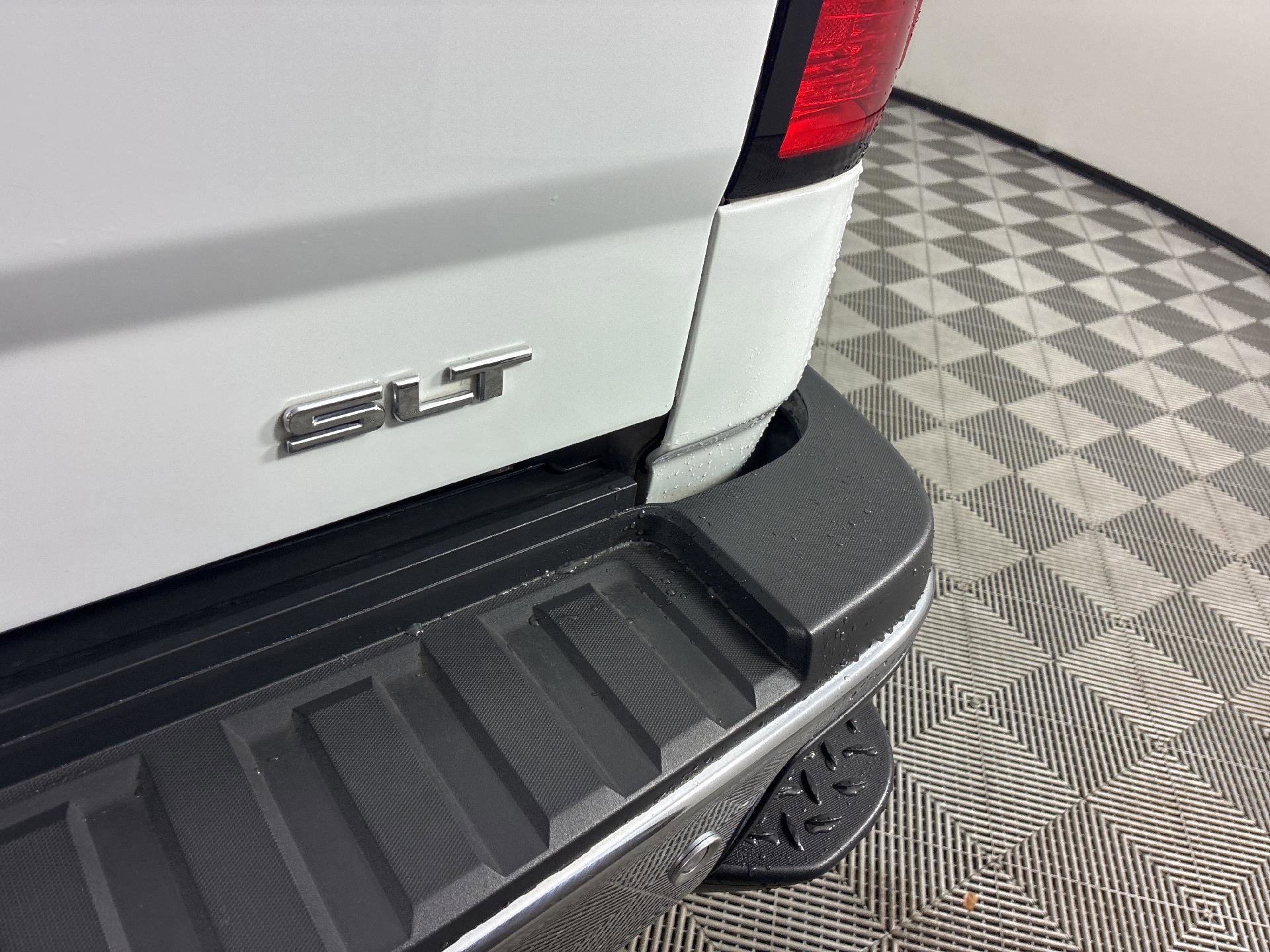 Used 2018 GMC Sierra 2500 SLT w/ Duramax Plus Package image 6