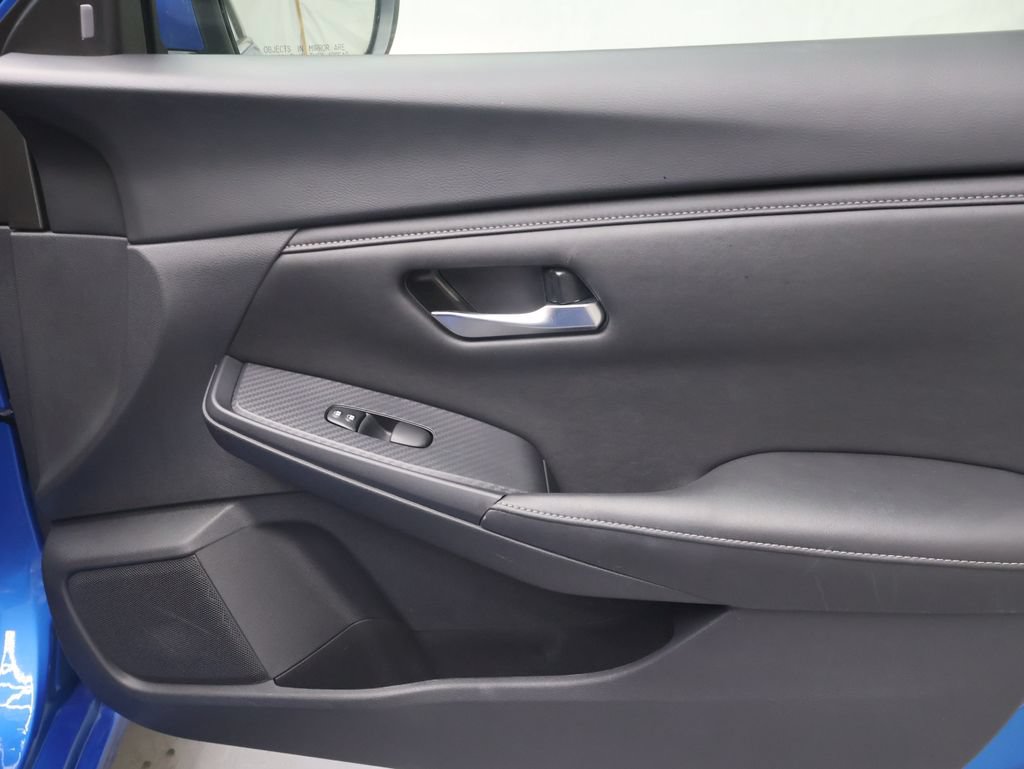 Used 2023 Nissan Sentra SV FWD image 11