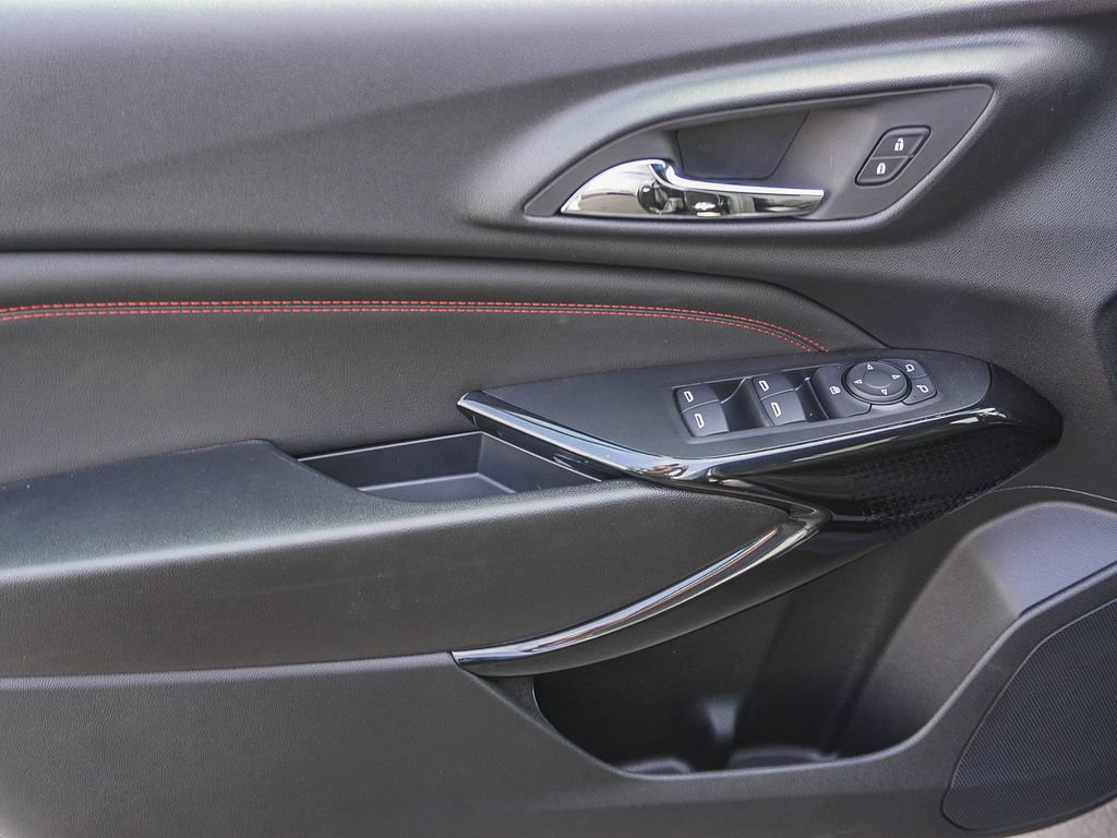 New 2026 Chevrolet Trax RS w/ Driver Confidence Package FWD image 18
