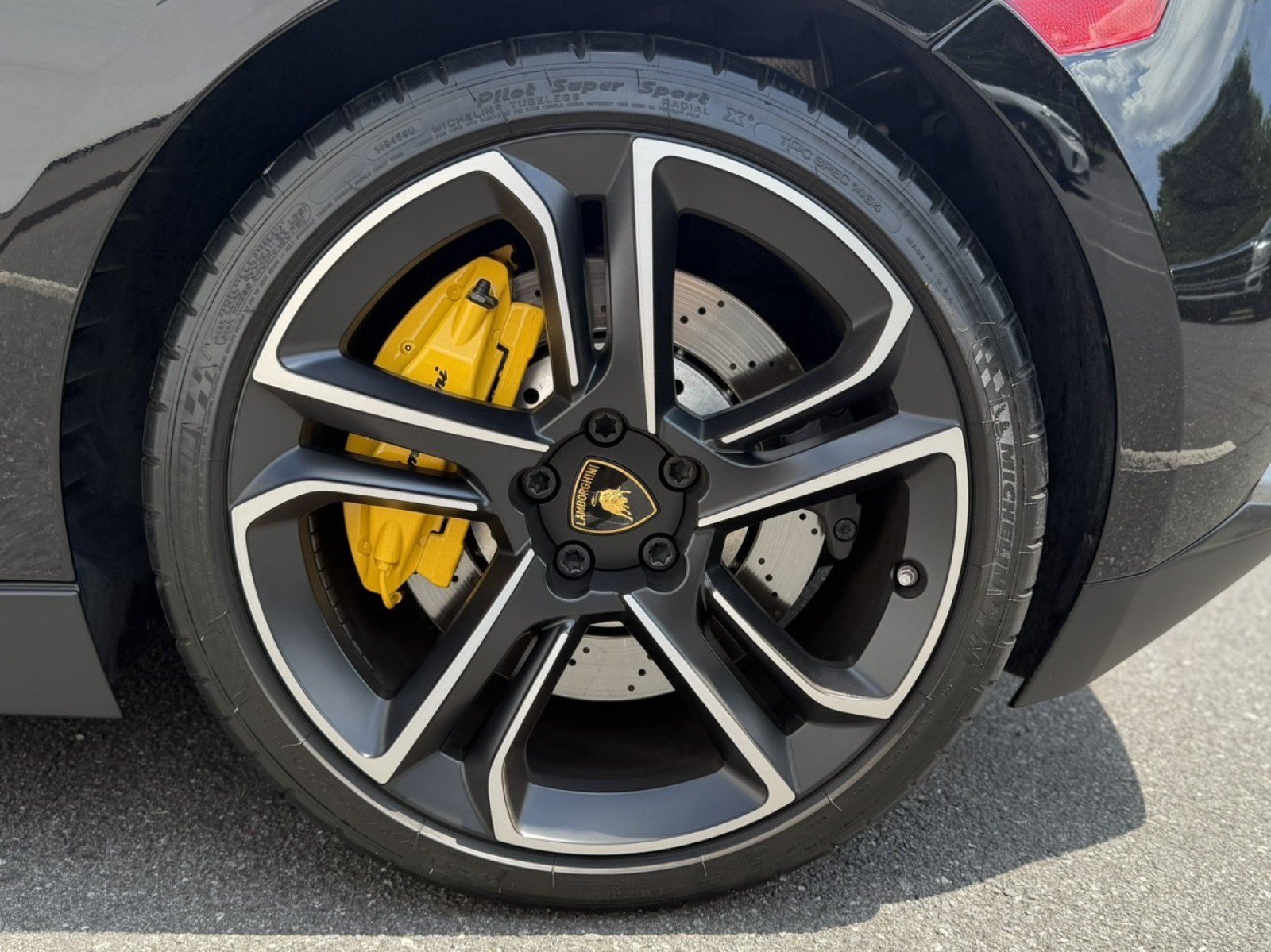 Used 2013 Lamborghini Gallardo LP 550-2 RWD image 12