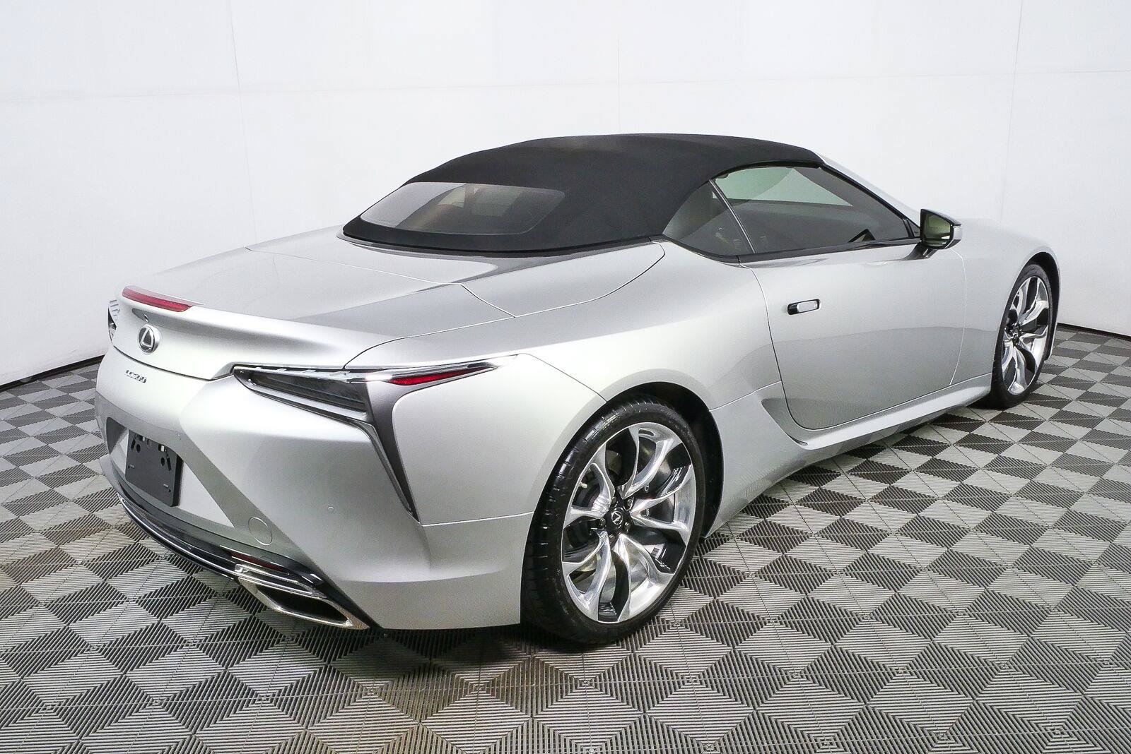 Used 2021 Lexus LC 500 Convertible w/ Touring Package RWD image 3