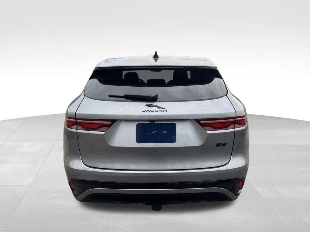 New 2026 Jaguar F-PACE R-Dynamic S image 4