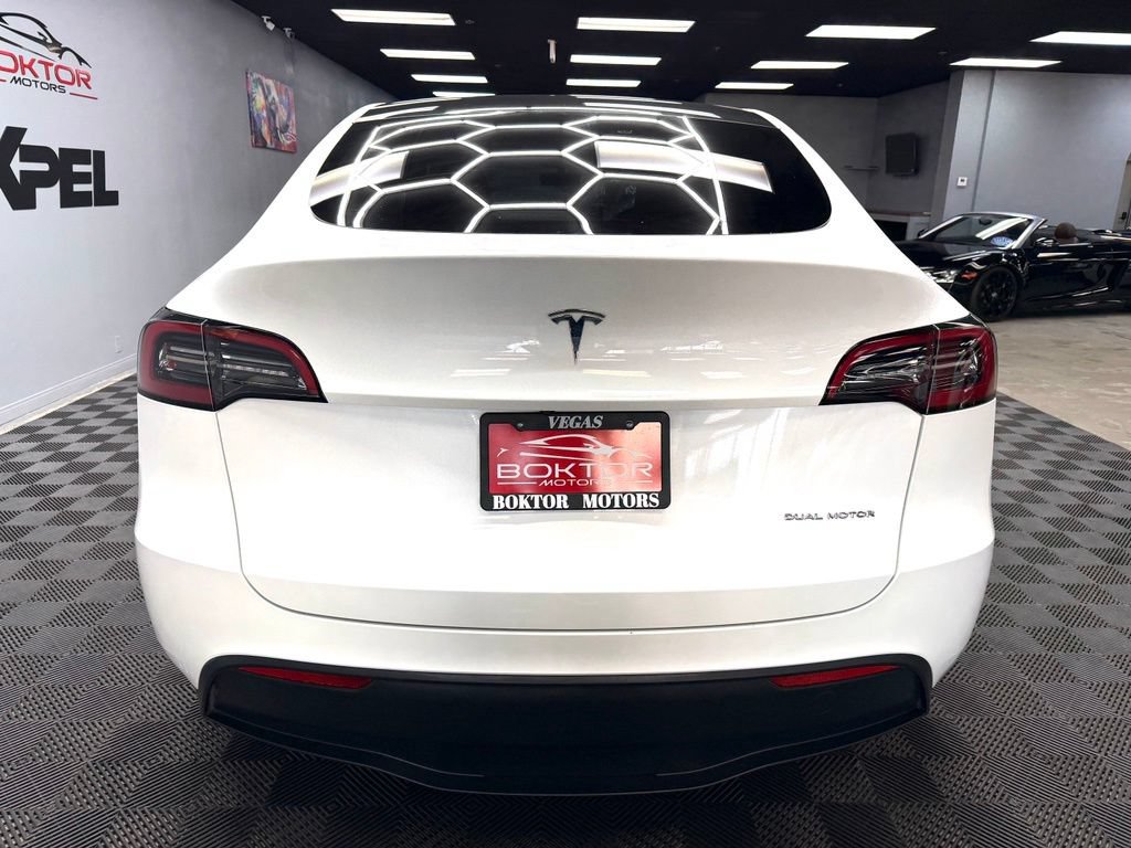 Used 2023 Tesla Model Y Long Range AWD/4WD image 12