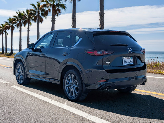 Used 2025 MAZDA CX-5 AWD 2.5 S w/ Premium Plus Pkg image 9