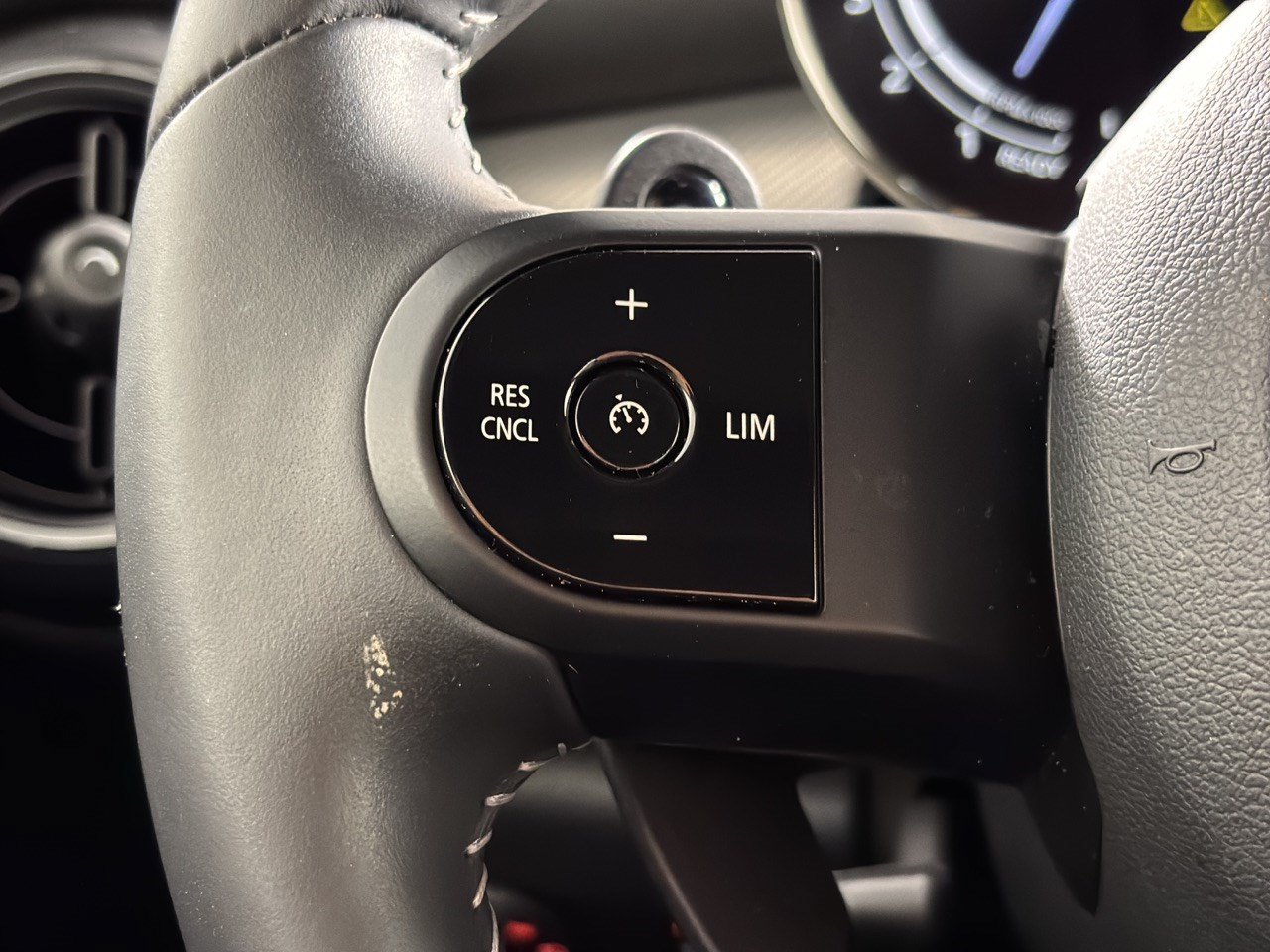 Used 2024 MINI Cooper S FWD image 17