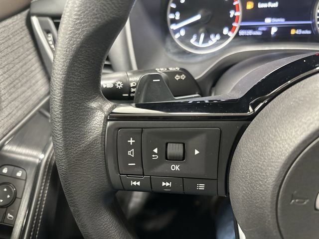 Used 2023 Nissan Rogue SV image 37