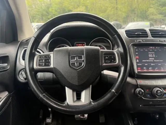 Used 2019 Dodge Journey Crossroad FWD image 14