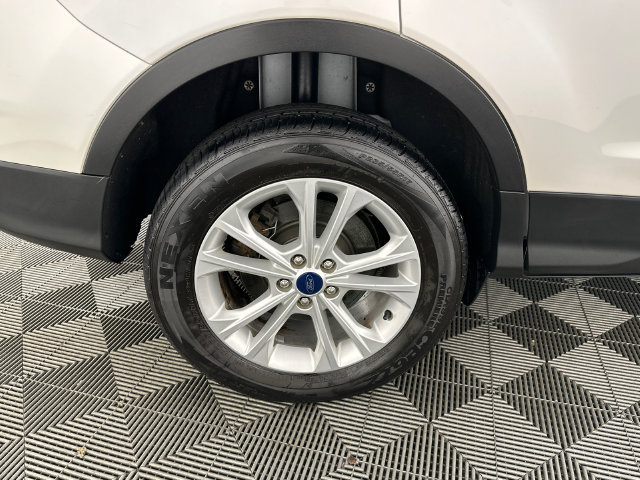 Used 2019 Ford Escape SEL AWD/4WD image 31