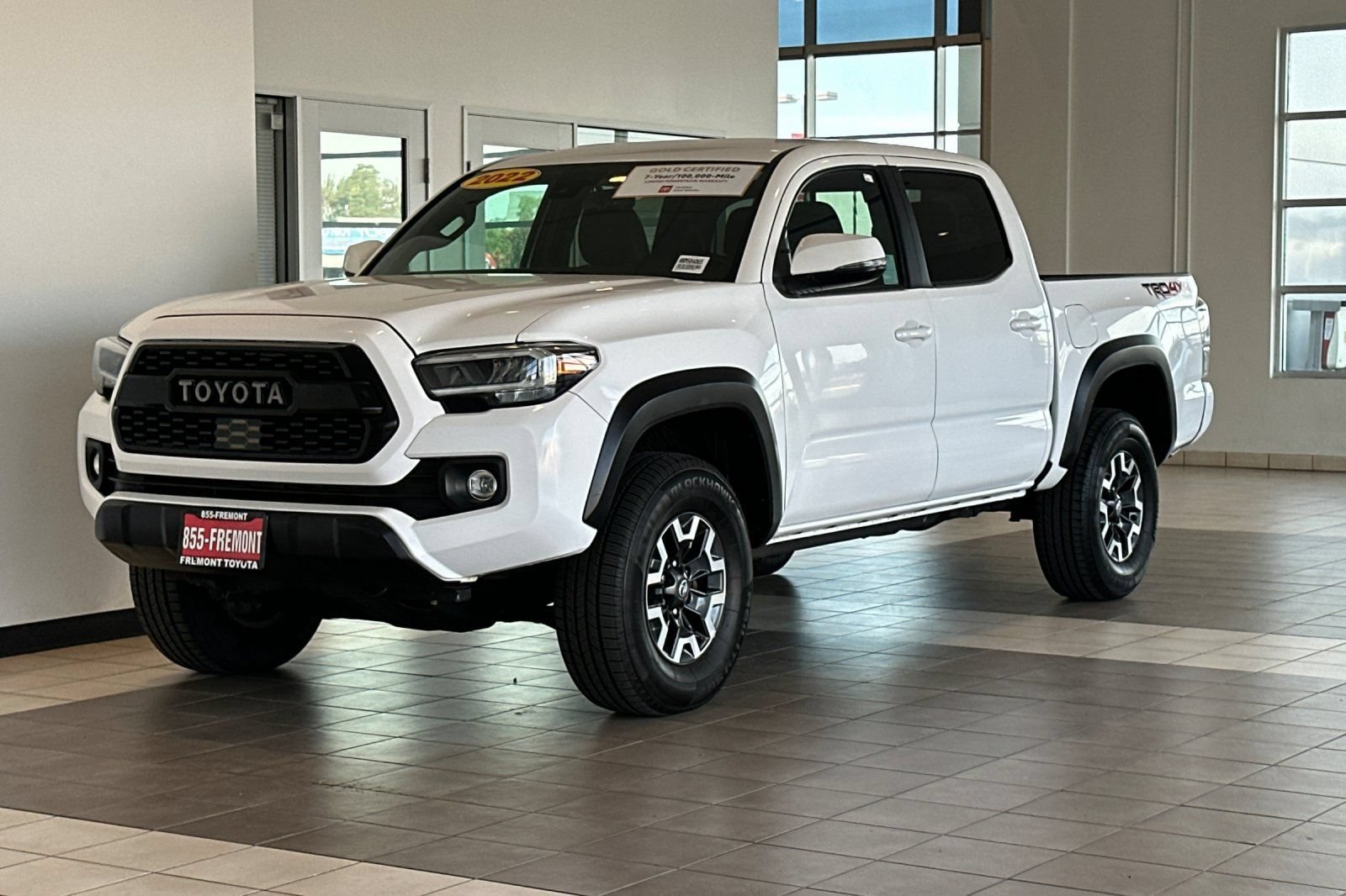 Certified 2022 Toyota Tacoma TRD Off-Road w/ Technology Package AWD/4WD image 8