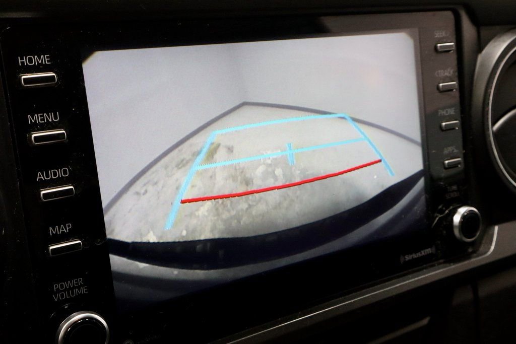 Used 2020 Toyota Tacoma TRD Off-Road w/ Technology Package image 2