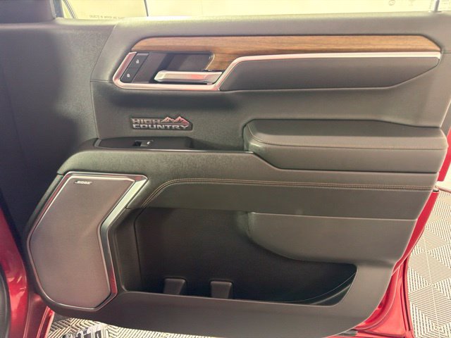 Used 2024 Chevrolet Silverado 1500 High Country AWD/4WD image 32