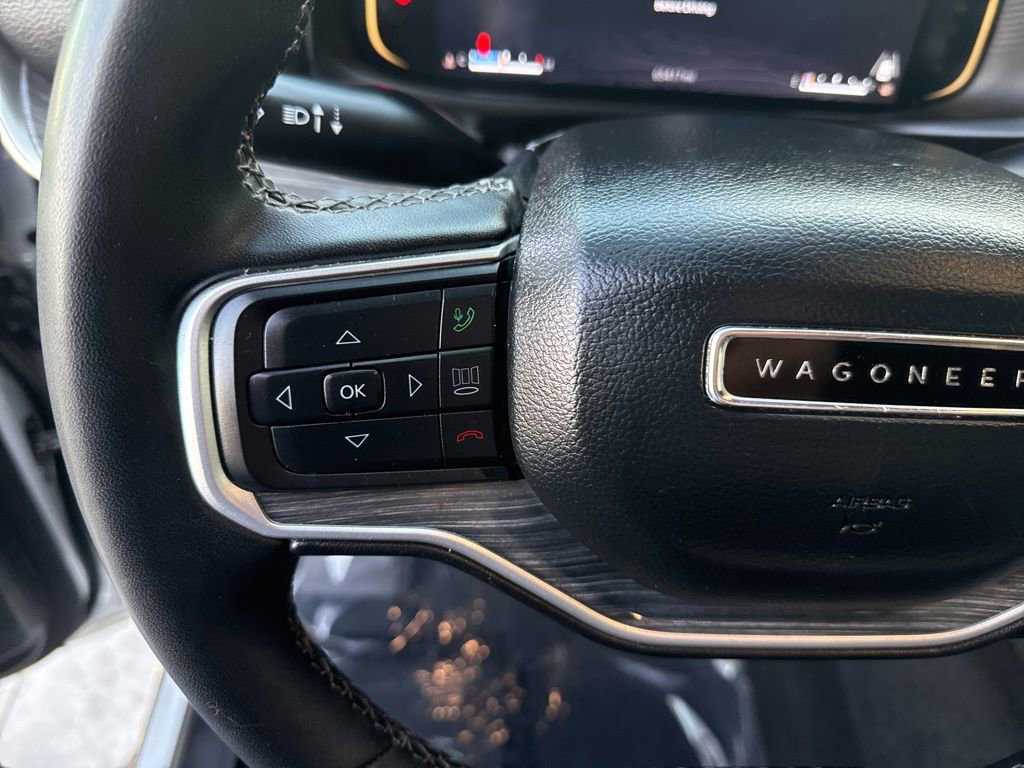 Used 2024 Jeep Wagoneer L Series II w/ Flexible Seating Group image 15