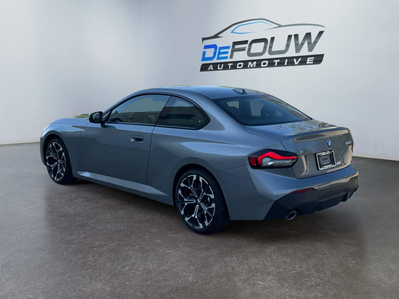 Certified 2025 BMW 230i xDrive Coupe w/ M Sport Package AWD/4WD image 5