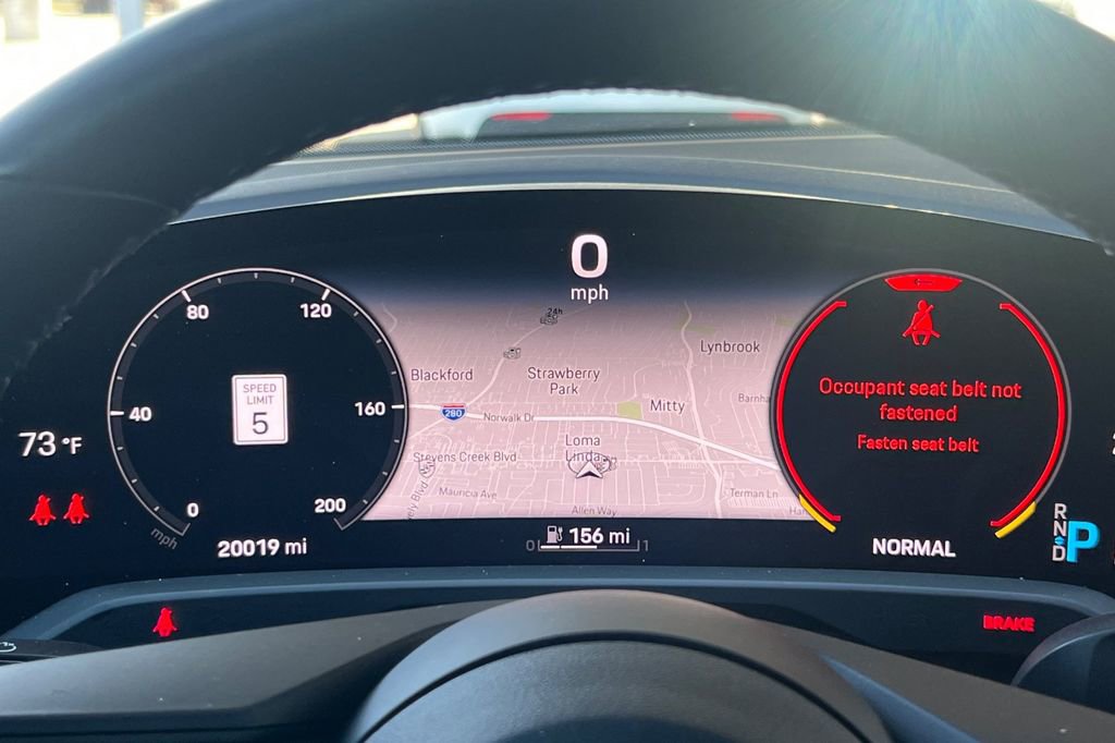 Used 2021 Porsche Taycan 4S image 23