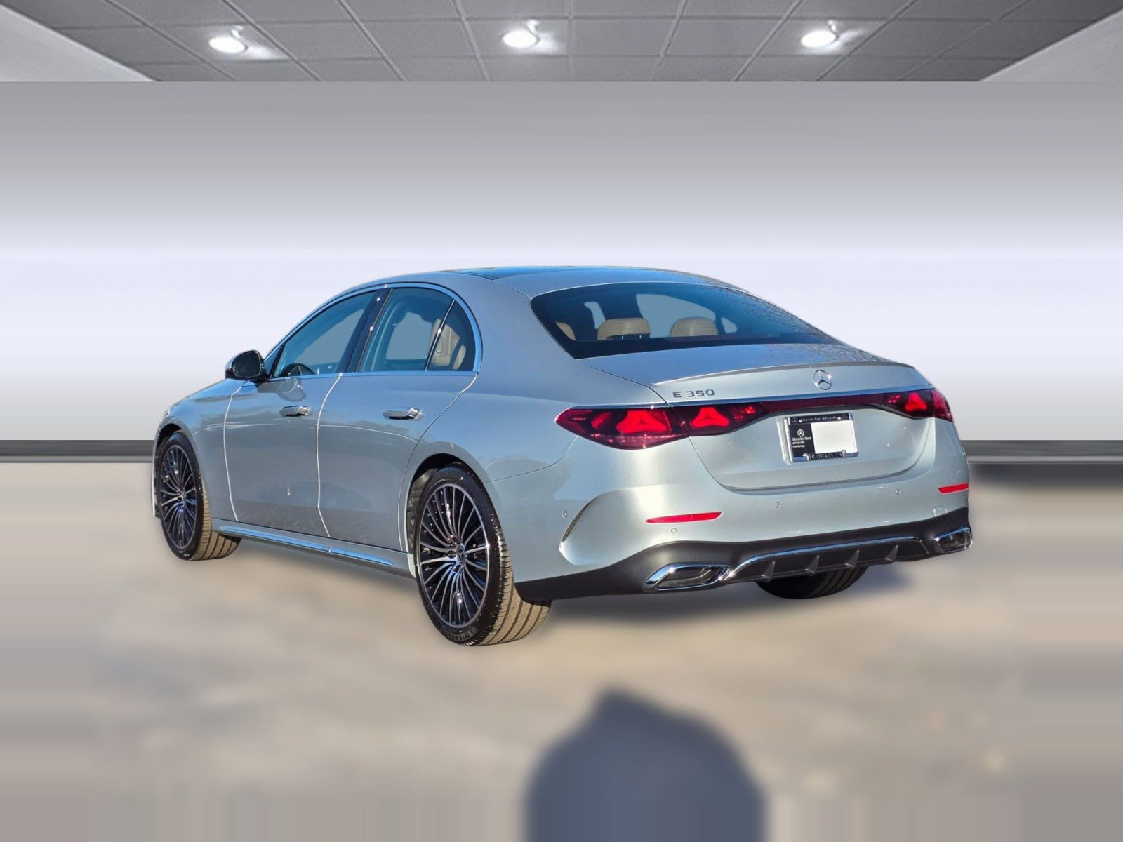 Used 2026 Mercedes-Benz E 350 Sedan image 3