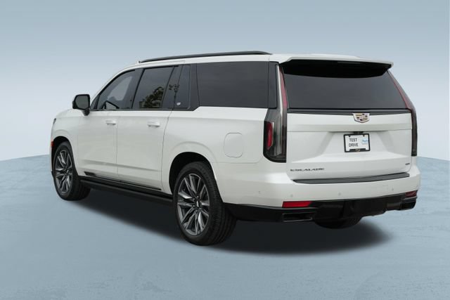 Used 2022 Cadillac Escalade ESV Sport w/ Touring Package AWD/4WD image 6