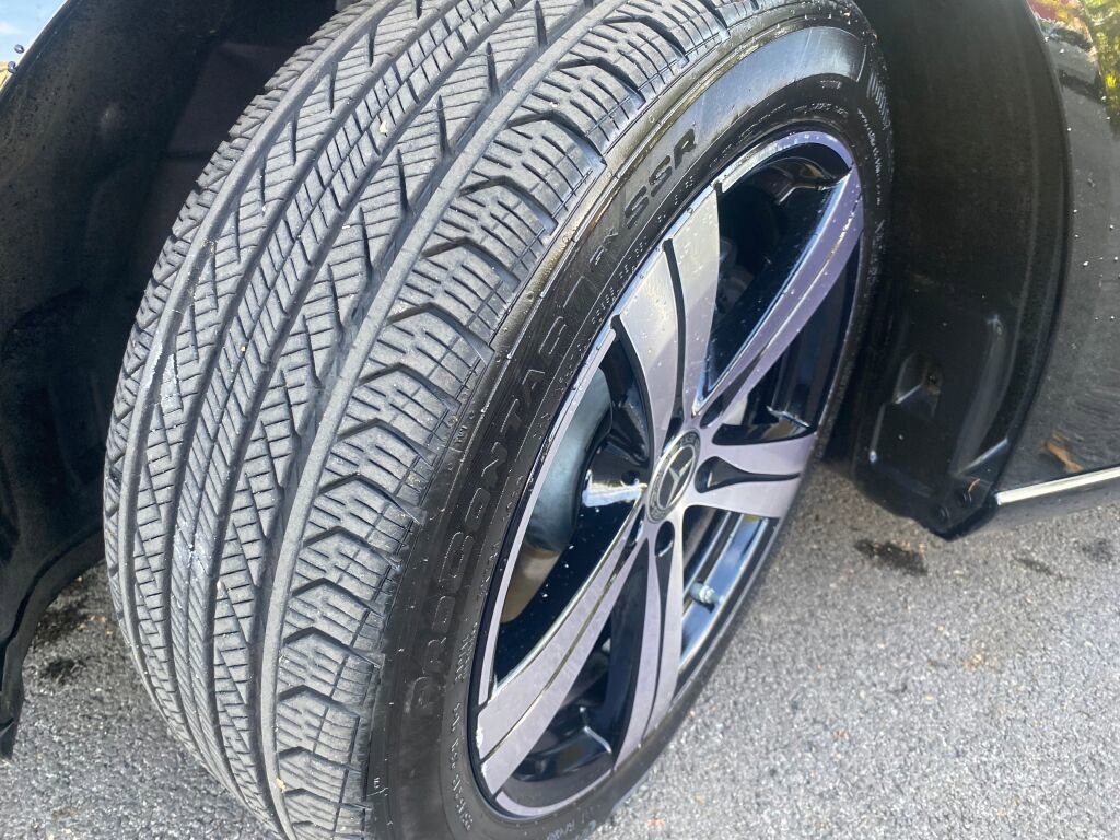 Certified 2025 Mercedes-Benz C 300 4MATIC Sedan image 25