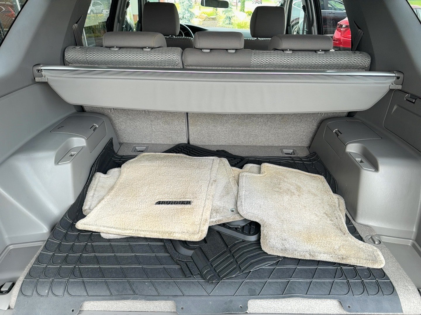 Used 2007 Toyota 4Runner SR5 AWD/4WD image 25