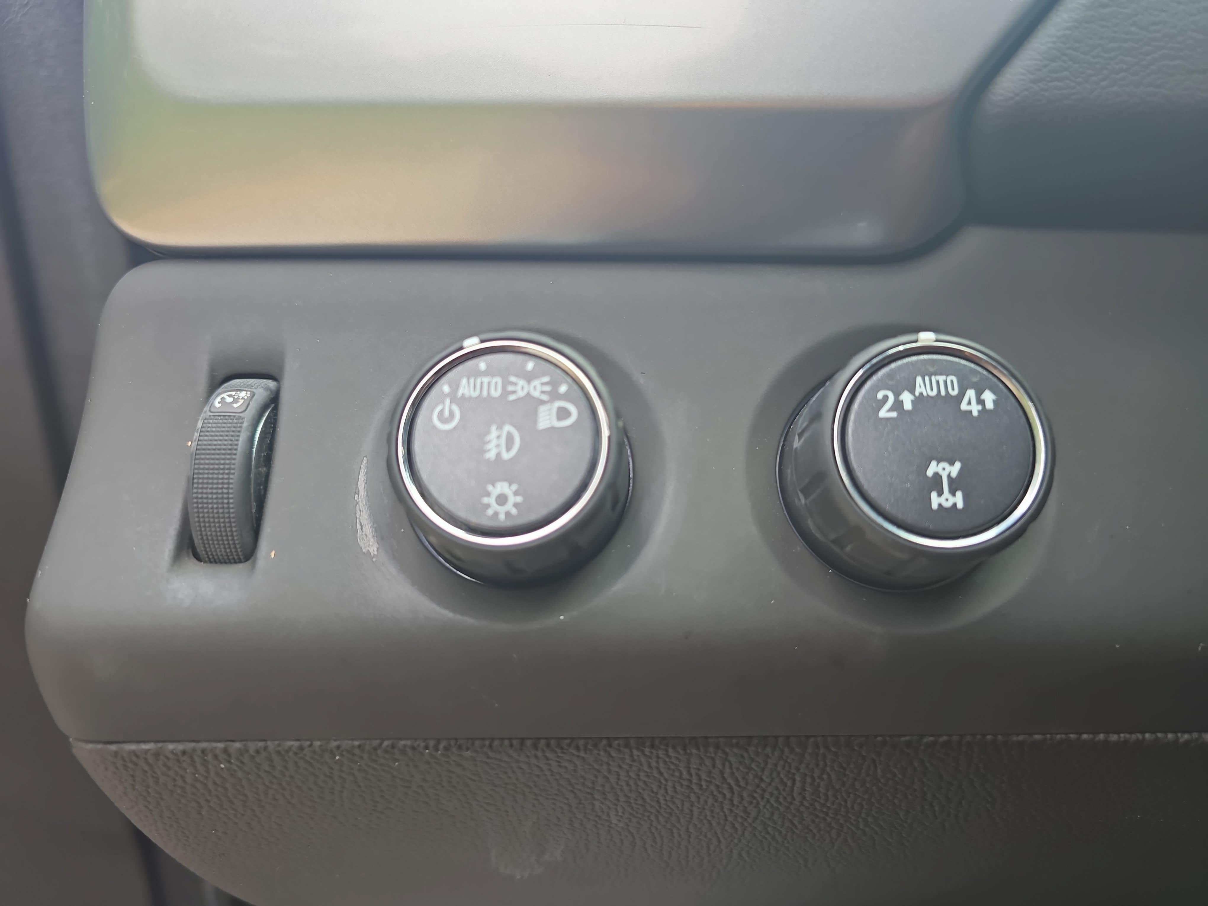 Used 2017 Chevrolet Tahoe LT AWD/4WD image 22