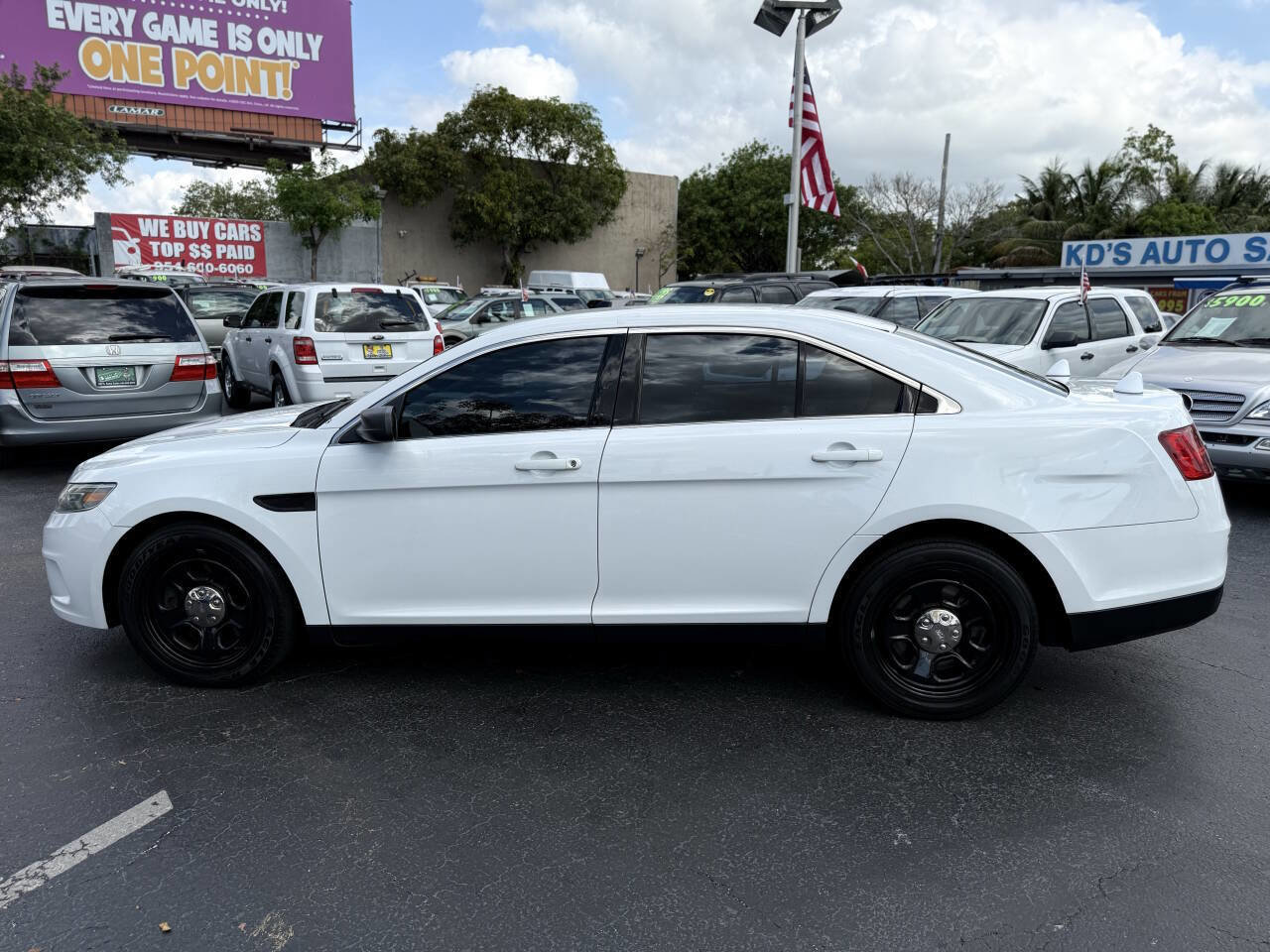 Used 2015 Ford Taurus Police Interceptor AWD image 3